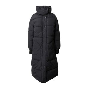 UNITED COLORS OF BENETTON Zimný kabát  čierna